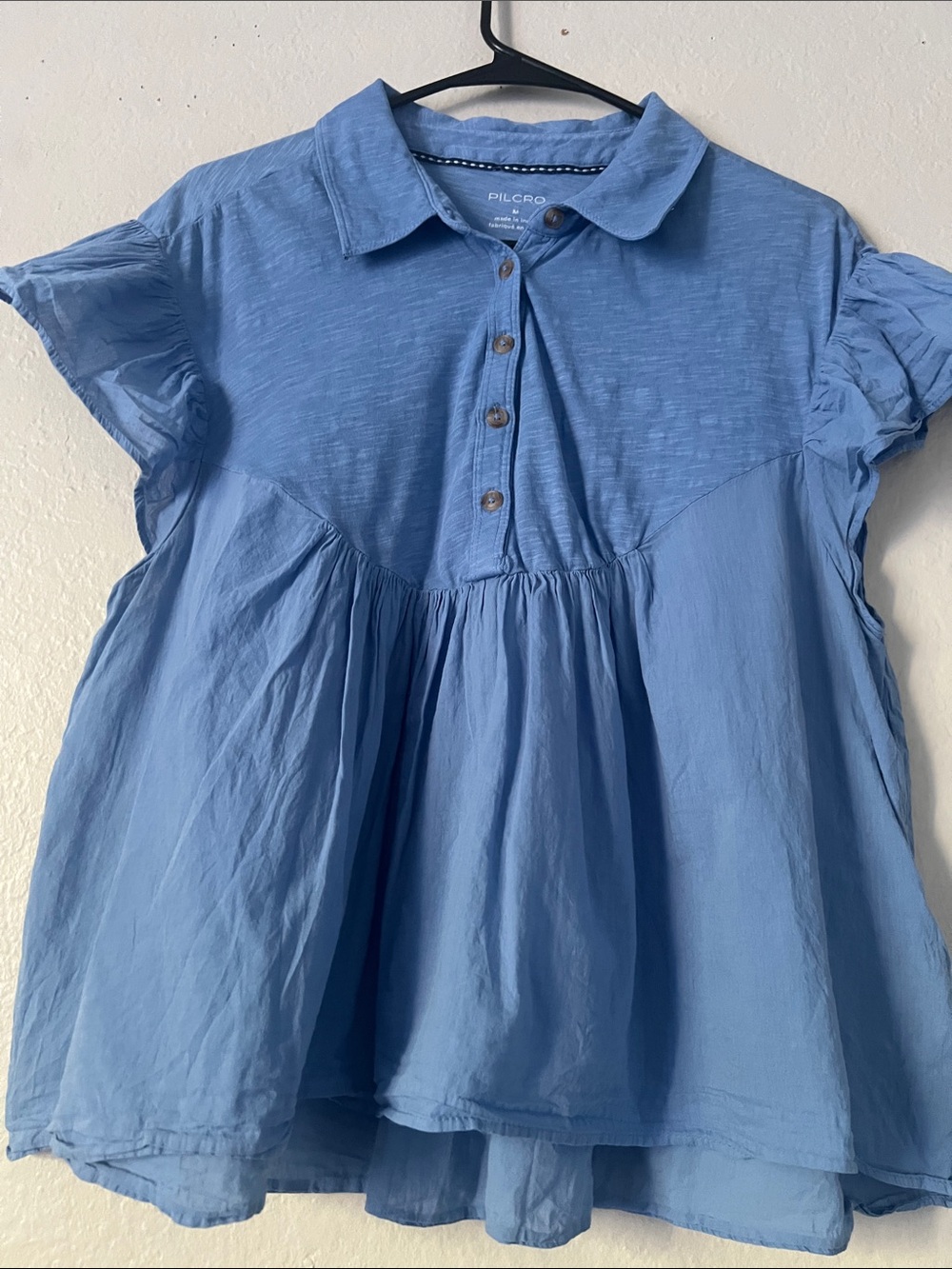 Like New! PILCRO Flutter-Sleeve Babydoll Top Blue Size M - Picture 8 of 15